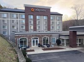 La Quinta Inn & Suites by Wyndham Downtown Asheville, Hotel in Asheville