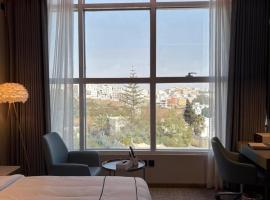 فندق جولدن نيو سمارت-Golden New Smart Hotel, hotel v destinácii Abha