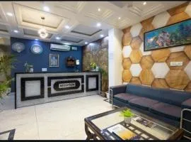 Hotel Tark A Family Near IGI Airport New Delhi