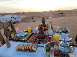 Nomadestic Luxury Camp, hotell i Merzouga