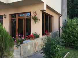 The Lake Villa, hotel v destinaci Smoljan