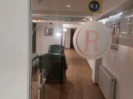 Hotel Reverence