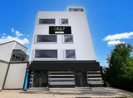 Super Collection O Belgacihia Near Kolkata Railway Station Formerly Beeu Guest House