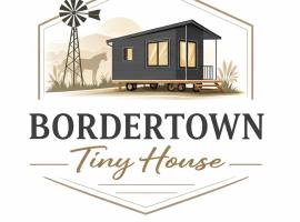 Bordertown Tiny House Accomodation and Agistment, hotel v destinácii Bordertown