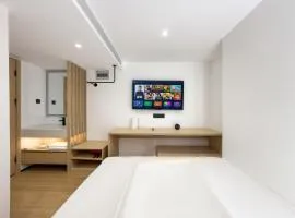 YOBO Hotel - Near Beijing South Railway Station & Temple of Heaven Park