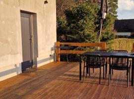 Ubytovanie pod hradom s jacuzzi a saunou, Hotel in Bardejov