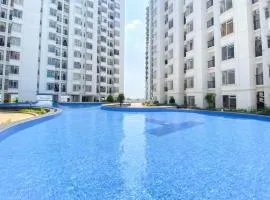 Collection O near Stadion Utama Gelora Bung Karno formerly The Archies