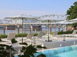 TARA Bangkok Riverside, hotel em Banguecoque