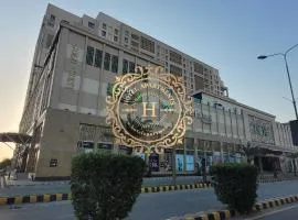 Goldcrest Apartments