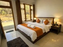 Green Valley River Side Hotel And Resort Gadagusain #peaceful heritage cozy stay #lawn with bonfire #most awarded