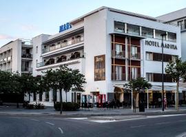 Hotel Marina, מלון ברוזס