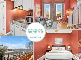 JoJo's Jewel on Front! Perfect location in the Heart of Downtown!