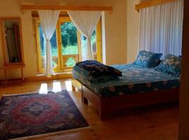 Lala Village Homestay, hotel sa Punākha