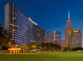 The Statler Dallas, Curio Collection By Hilton