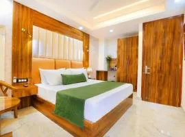 Hotel Signature Suites Delhi IGI airport drop
