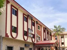 1st Forty Hotel