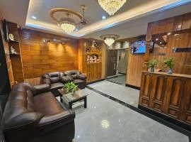 Railview Premium- Nr Railway Station Gate No 6