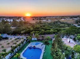 Bungalows & Glamping Conil Playa, Hotel in Conil de la Frontera