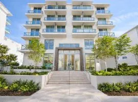 Dolce by Wyndham Miami Beach