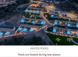 Deos Luxury Suites - Adults Only