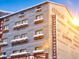 Hotel Les Neus, ξενοδοχείο σε Pas de la Casa