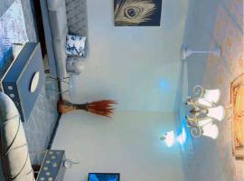 Villa Ténéré l Deux Chambres Salon à Niamey lSéjour Premium l WiFi l Navette Aéroport l Tous Repas Inclus l, hotel u gradu Nijamej