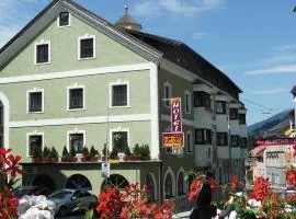 Aktiv Hotel Zur Rose am Brenner