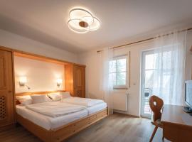 Hotel & Camping Reich am Schnackensee, מלון בגונצנהאוזן