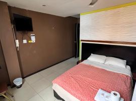 Luxur Dream Hostal, Hotel in Quito
