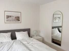 Nice Nest Boutique Hotel FREE PARKING & 5 min to City Center