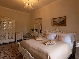 LH Hotel Gold
