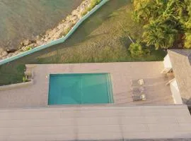 Turtle Cove House by Le Haus