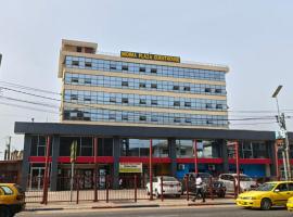 Moima Plaza Guesthouse, hotel a Monròvia