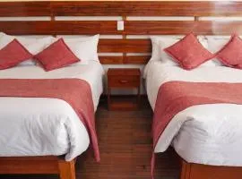 Casona Urinsaya Qolca