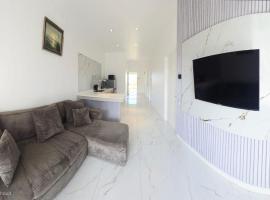 Ramdin's Royalty Luxe appartementen bij de Hertmitage Mall, hotel en Paramaribo