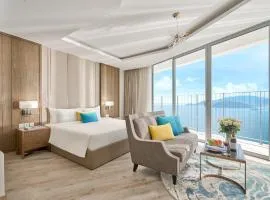 The Palms Suite Beachfront