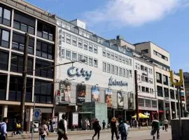 Cinema City Hotel Europaplatz Karlsruhe - Brand New Boutique Hotel 2025 -