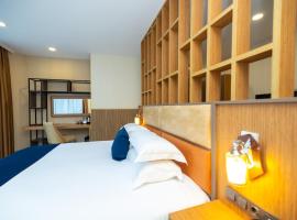 New Wave Hotel, hotel din Batumi