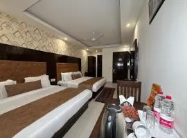 The Radiant Hospitality Near Delhi Airport