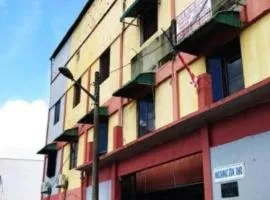 SPOT ON 90179 Moza Inn