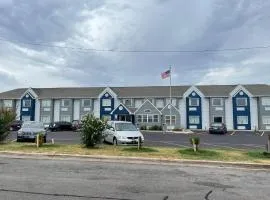 Microtel Inn & Suites by Wyndham Ardmore