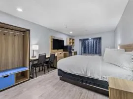 Day Inn by Wyndham San Antonio Downtown