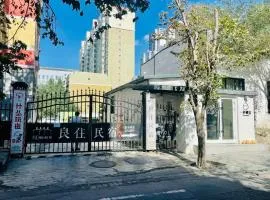 良住民宿乌鲁木齐中营工地铁站店