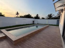 Villa NOOBE Luxe, piscine privée et sérénité, hotel em Jacqueville