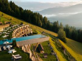 Hotel Hubertus, Hotel in Olang