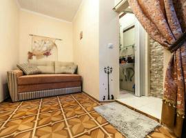 होटल की एक तस्वीर: Luxury two levels apartment in Lvov