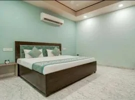 Hotel The Velvet Crest Zirakpur