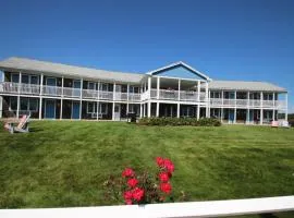 Colonial Acres Resort