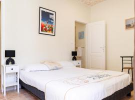 Château Catherine de Montgolfier - B&B et Gites - Piscine - Domaine viticole bio avec dégustation, hotel a Narbonne