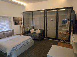 Night Bird Villa, hotel em Bagdade